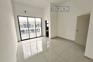 Robin @ Bandar Rimbayu