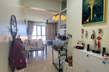 Adria Residence @ Gravit8