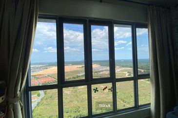 Adria Residence @ Gravit8