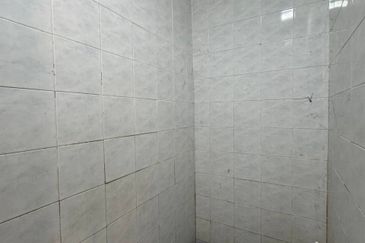 Flat PKNS, Seksyen 7