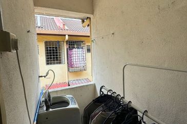 Flat PKNS, Seksyen 7