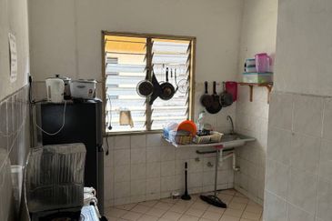 Flat PKNS, Seksyen 7