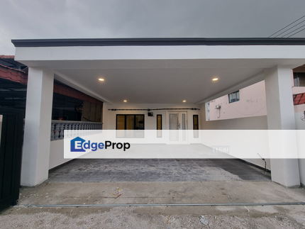 Extended N Renovated Taman Desawan Klang 2 Storey Endlot House, Selangor, Klang