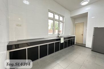 Casa Idaman, Setia Alam