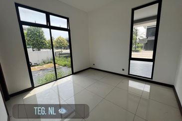 Dremien @ Eco Ardence