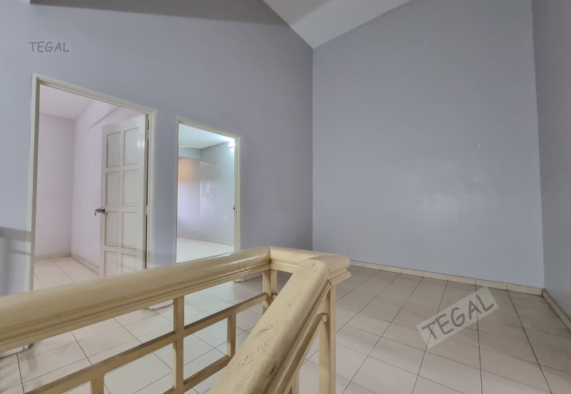 Taman Wangi (Tepi Sungai)