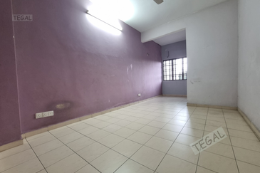 Taman Wangi (Tepi Sungai)