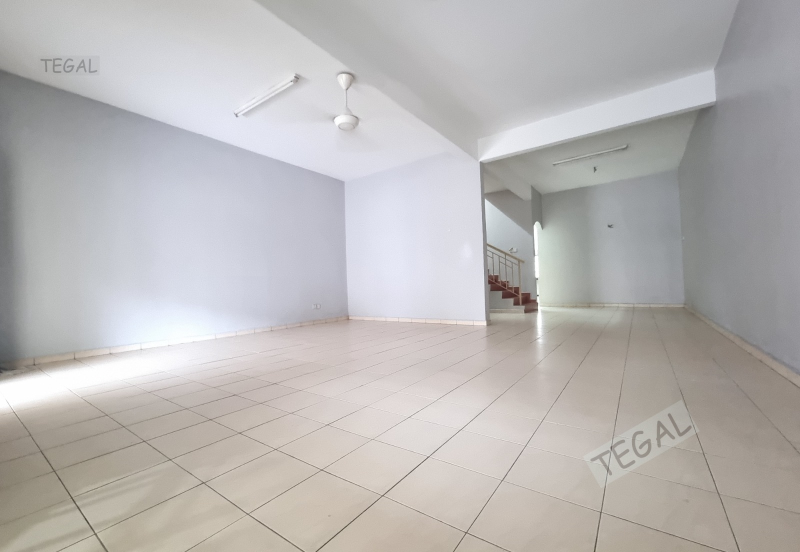 Taman Wangi (Tepi Sungai)