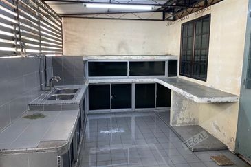 Taman Tepi Sungai ( Taman Teluk Pulai Indah )