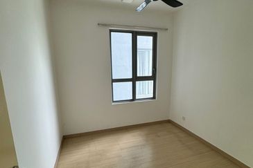 Gravit8 @ Klang South