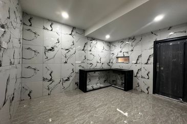 Taman Wangi (Tepi Sungai)