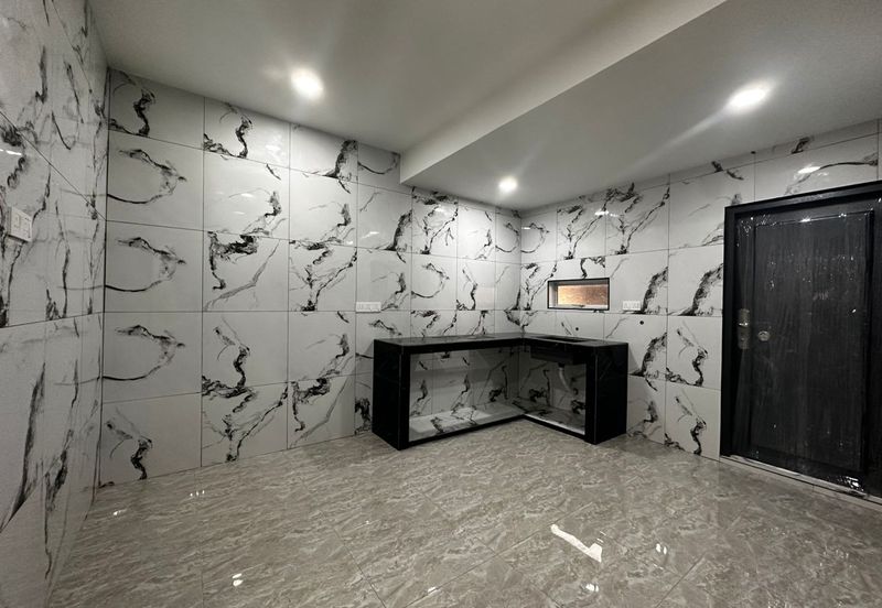 Taman Wangi (Tepi Sungai)