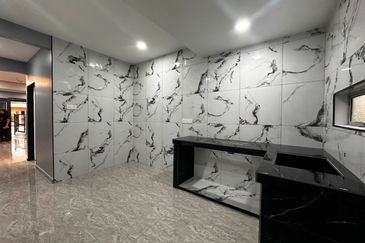 Taman Wangi (Tepi Sungai)