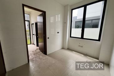 Dremien @ Eco Ardence