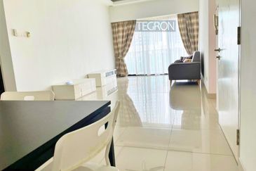 I Residence @ I City