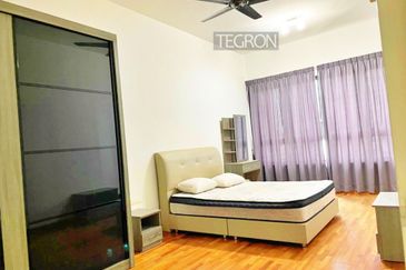 I Residence @ I City