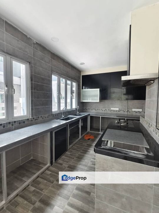 Taman Seri Impoan Kluang Johor Double Storey Cluster House For Sale, Johor, Kluang