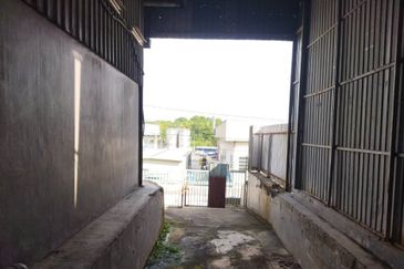 Kawasan Perindustrain Tampoi - Detached - 1200Amp 