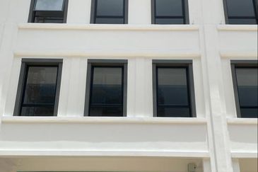 Eco Boulevard 2 Commercial Shoplot @ Eco Botanic 