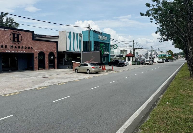 Taman Pelangi Commercial Bungalow @ Jalan Serampang