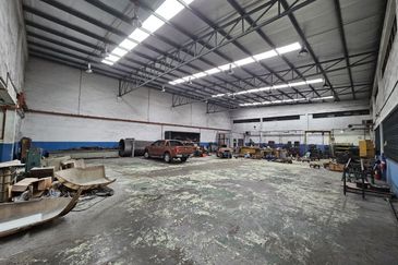 Taman Perindustrain Desa Cemerlang - Semi D Factory