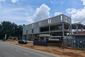 Kawasan Perindustrain Senai Idaman  [1000 Amp Detached factory]