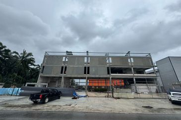 Kawasan Perindustrain Senai Idaman  [1000 Amp Detached factory]