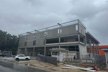 Kawasan Perindustrain Senai Idaman  [1000 Amp Detached factory]