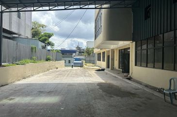 Taman Perindustrain Tampoi - 1 Acre Detached Factory 