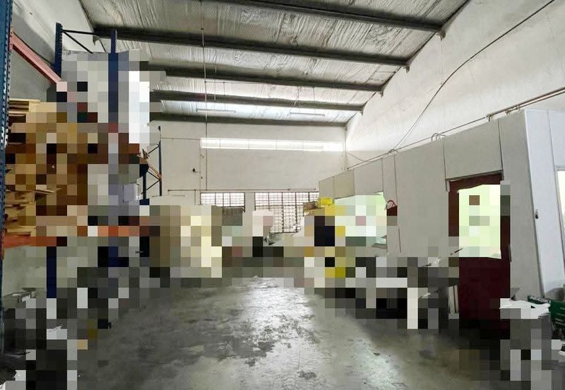 Tampoi Jaya 30x103 Terrace Factory 