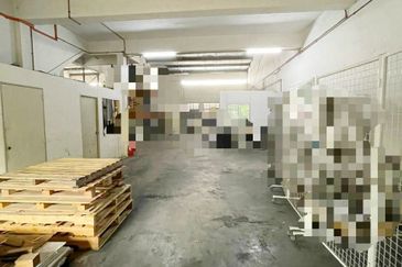 Tampoi Jaya 30x103 Terrace Factory 