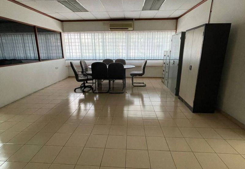 Tampoi Jaya 30x103 Terrace Factory 