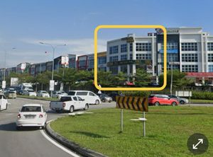 Mount Austin Corner Big Shop [ High Expose Roof Top, Facing Roundabout ...