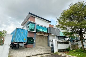 Kempas Utama Industrial Park