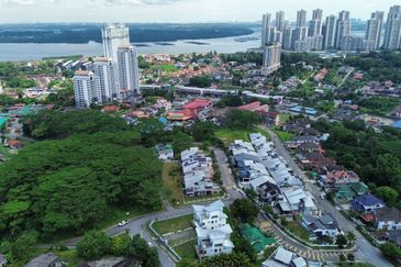 Taman Nong Chik Heights