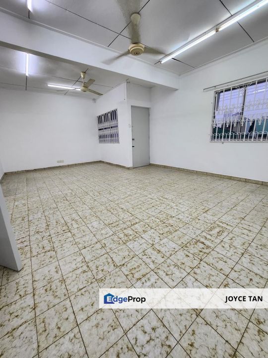 Taman Pelangi, Near Ciq, JB Town 🏡  Semi Detached House , Johor, Johor Bahru