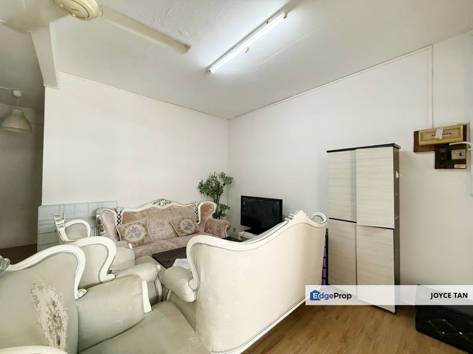 22x80 Double storey @ Sri Tebrau 大马花园 🎉, Johor, Johor Bahru