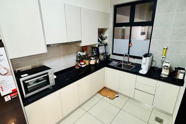 Twin Tower Residence