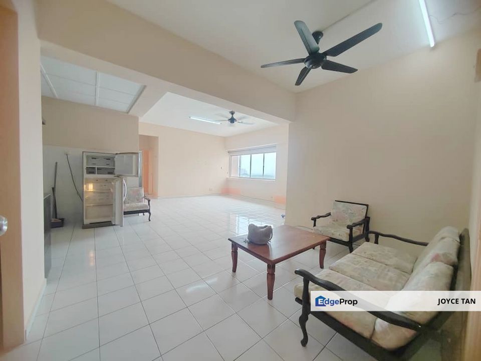 Nearby CIQ - Larkin Utama Condo , Johor, Johor Bahru