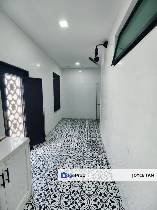 🏡 𝑻𝒂𝒎𝒂𝒏 𝑨𝒖𝒔𝒕𝒊𝒏 𝑫𝒖𝒕𝒂 𝟒 , Johor, Johor Bahru