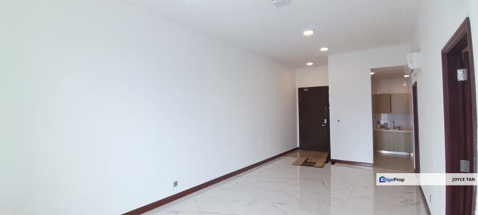 JB CIQ Custom @ Paragon Suites , Johor, Johor Bahru