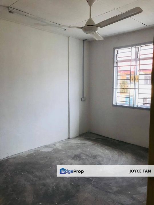 [ Super Cheap Low Cost Flat ] Mount Austin , Johor, Johor Bahru