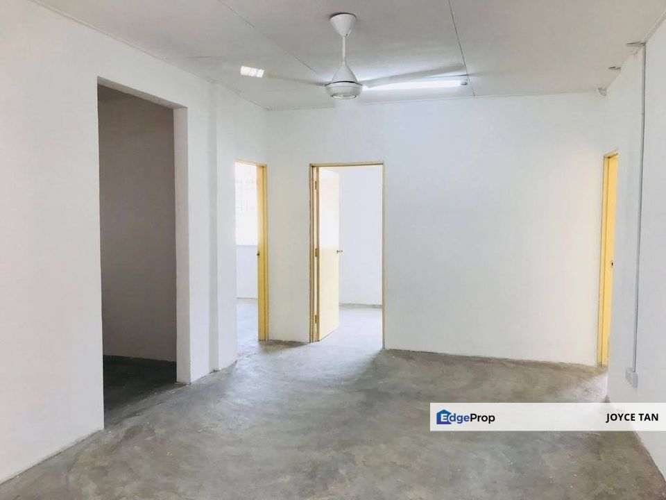 [ Super Cheap Low Cost Flat ] Mount Austin , Johor, Johor Bahru