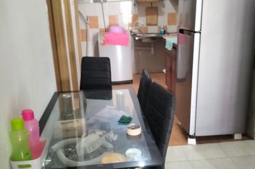 Nusa Bestari Shoplot Apartment For Rent