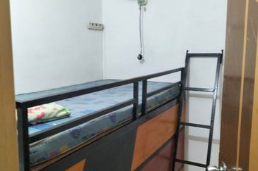 Nusa Bestari Shoplot Apartment For Rent