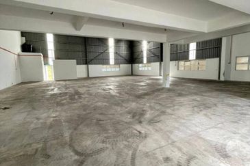 Apex Bizhub Desa Cemerlang