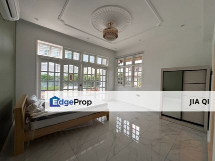 Stulang Laut 3 Storey Bungalow, Johor, Johor Bahru