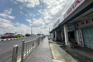 Kulai Jalan Besar Single Storey Shop For Rent 古来大街带有浓厚的历史韵味店铺出租