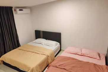Jalan Teratai Taman Johor Jaya Single Storey Semi D/ For Sale/Rent