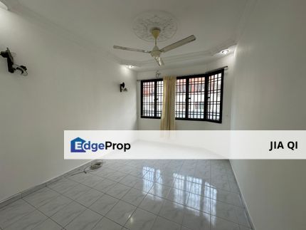 Sri Putra Apartment Level 1/3 Bedrooms 2 Bathrooms, Johor, Kulai